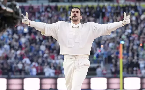 Super Bowl Halftime Show: Hamish Hamilton's Technical Gambit and Cultural Triumph