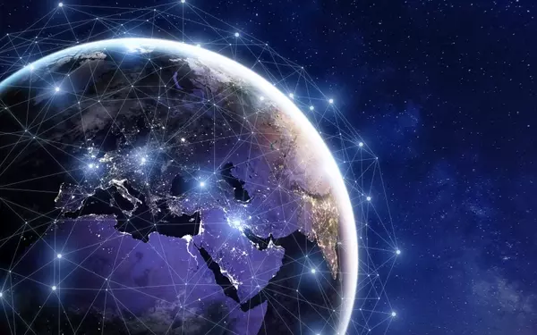 Navigating International Markets: A Decade of Currency-Hedged vs. Unhedged ETFs