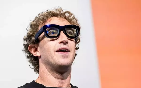 Meta's Glimmer AI Model: A Step Towards Zuckerberg's Vision of Personal Superintelligence