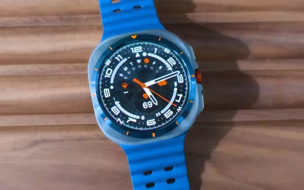 Gemini's Neural Expressive Interface Arrives on More Smartwatches