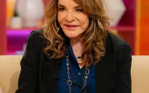 Stockard Channing's Unconventional Path: From Affluent New York to Hollywood Icon and London Recluse