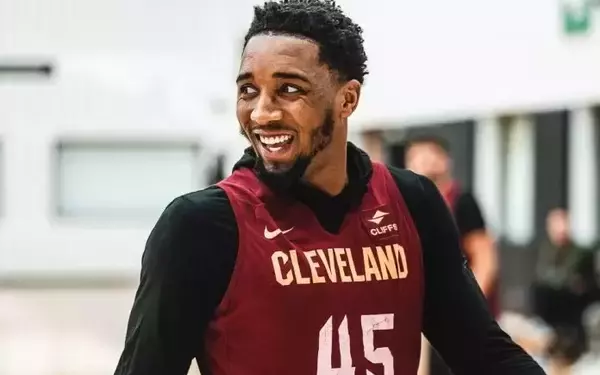 NBA Star Donovan Mitchell and Singer Coco Jones Share Honeymoon Workout