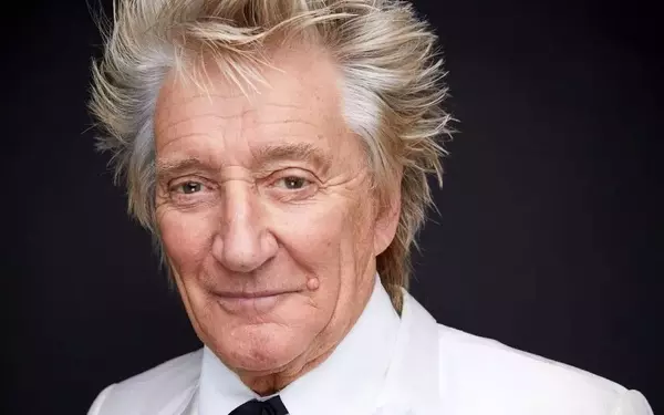 Rod Stewart Postpones Tour Dates After Coronary Stent Procedure