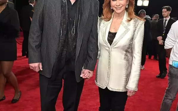 Reba McEntire Discloses Wedding Plans with Fiance Rex Linn