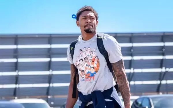 Basketball Star Bradley Beal Renews Contract with Los Angeles Clippers