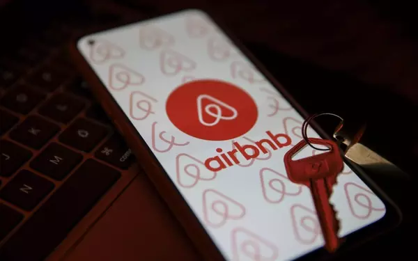 Revenue Trajectories: Airbnb Versus MercadoLibre