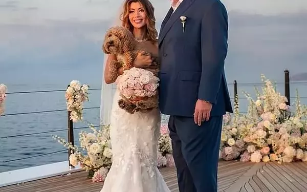 Billionaire James Packer Marries Kylie Lim in Intimate Superyacht Ceremony, Shares Wedding Day Photos