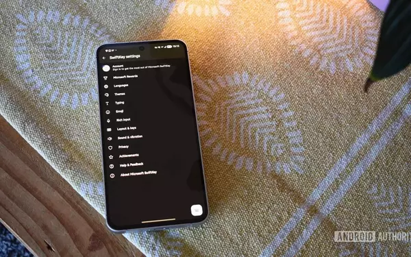 Samsung Galaxy Users Can Now Fully Remove Microsoft SwiftKey