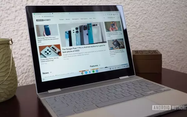 Chrome's New Bookmark Bar Feature: Unwanted Automation?