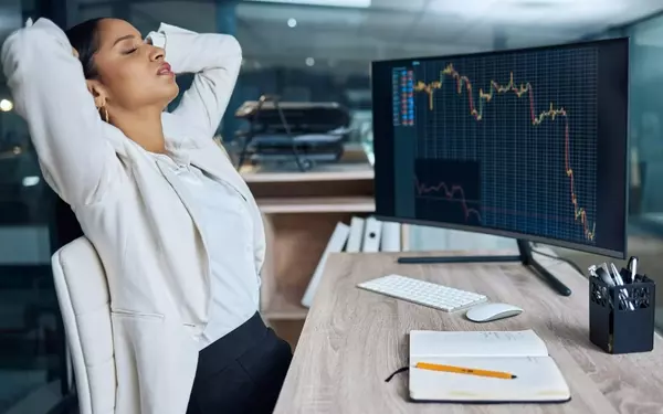 Aecom Stock Plummets to New Low Amid Unexpected Quarterly Loss