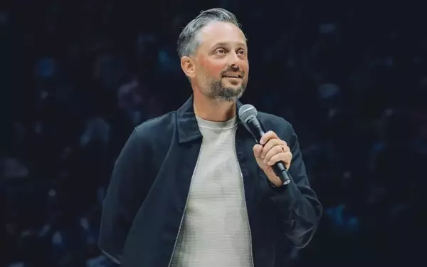 Nate Bargatze Breaks Guinness World Record for Stand-Up Comedy Tour Ticket Sales