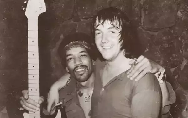 Behind the Scenes of Rock 'n' Roll: A Roadie's Unfiltered Account of Music Legends