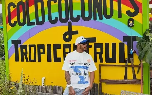 Lewis Hamilton and Kim Kardashian Enjoy Romantic Summer Getaway