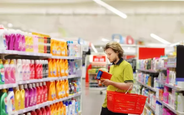 Unwavering Dividends: The Enduring Strength of Consumer Staples Giants