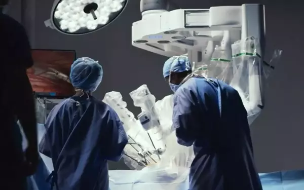 Intuitive Surgical Faces Market Challenges as Stock Performance Declines Since 2008