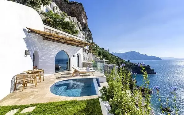 The Beckhams' Luxurious Amalfi Coast Retreat: A Blend of Opulence and Family Moments