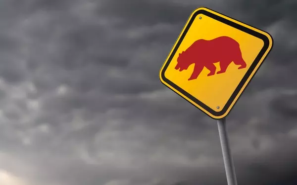 Market Warning: Unprecedented Valuation Levels Hint at Historical Patterns