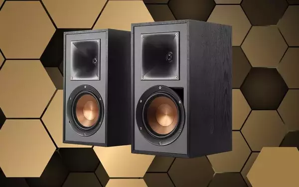 Klipsch R-51PM Bookshelf Speakers on Sale for $399.99, a Significant Discount