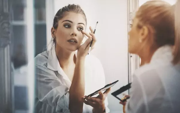 Estée Lauder Stock Surges on Strong Turnaround Progress