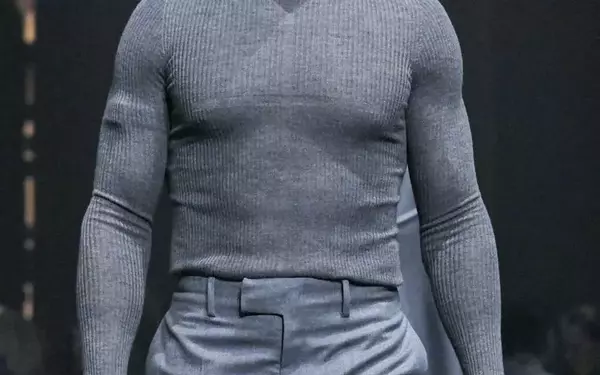 The Rise of Muscularity in Women's Fashion and Wellness