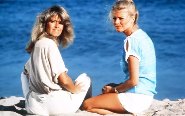 Farrah Fawcett's Departure from Charlie's Angels and Her Replacement