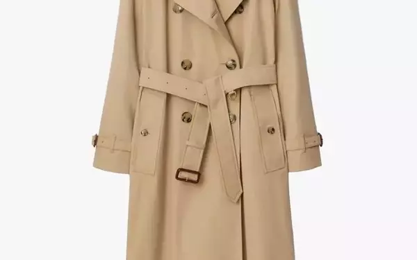 The Enduring Appeal of Women's Trench Coats: A Timeless Wardrobe Essential