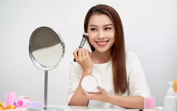 Estée Lauder's Financial Resurgence: A Deep Dive into Q4 Performance and Future Outlook
