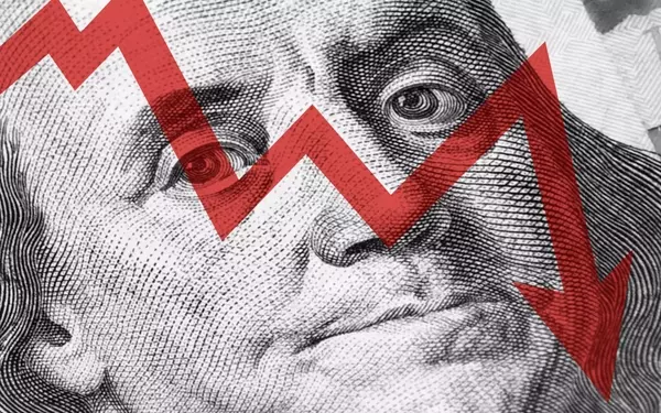 Bond Market Flashes Rare Warning Sign: What It Means for Stock Investors
