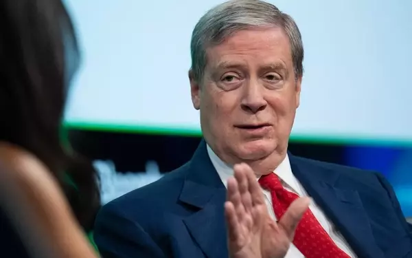 Billionaire Investor Stanley Druckenmiller Shifts Focus from Chipmakers to AI Robotics Leaders