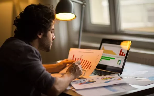 Navigating Market Volatility: A Defensive 3-ETF Portfolio Strategy