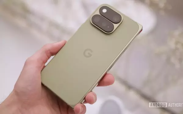 The Pixel 11 Pro Fold's Asymmetrical Design: A Design Flaw