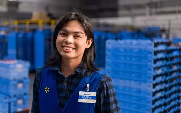 Retail Giants Walmart and Target Navigate Shifting Revenue Landscapes Amidst Q2 Earnings Discrepancies