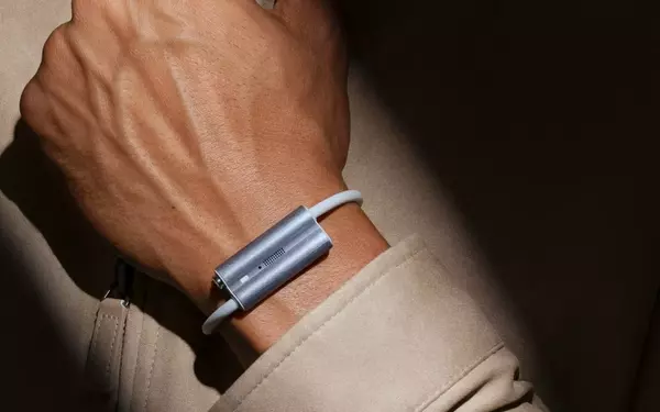 Luffu Link: A Family-Centric Wearable Redefining Health and Safety