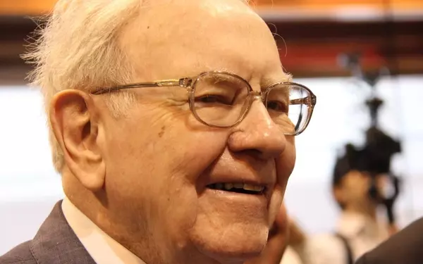 Berkshire Hathaway's New Strategy: A Deep Dive into AI Stock Investments