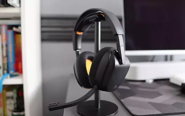 Glorious GHS Wireless InfinitePlay Headset Review: Unrivaled Battery Life Meets Practical Design