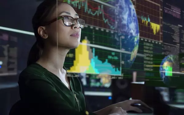 Hedge Fund's Strategic Moves: Broadcom and Intel Set for Future Growth