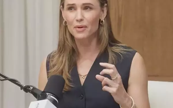 Jennifer Garner Reflects on Career Turning Points and Resilience