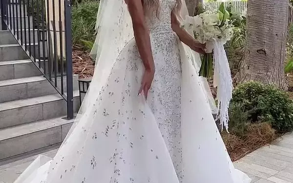 Emotional Wedding Moment: Molly Smith's Father Cries Seeing Her in Bridal Gown