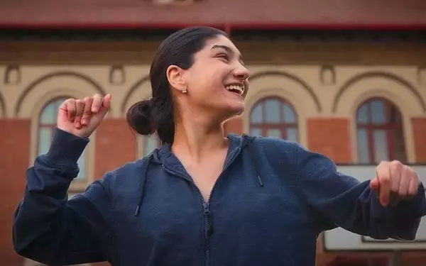 A Young Roma Woman Navigates Cultural Collision in 'I Matter' - Exclusive Venice Clip Revealed
