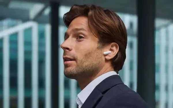Plaud One Explorer Edition: AI Earbuds with 4G Connectivity for Smart Transcription