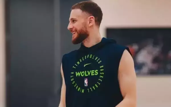 Minnesota Timberwolves Retain Donte DiVincenzo Amidst Achilles Recovery