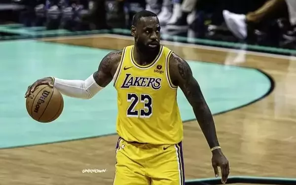 Adem Bona's Euphoric Reaction to LeBron James Joining the 76ers