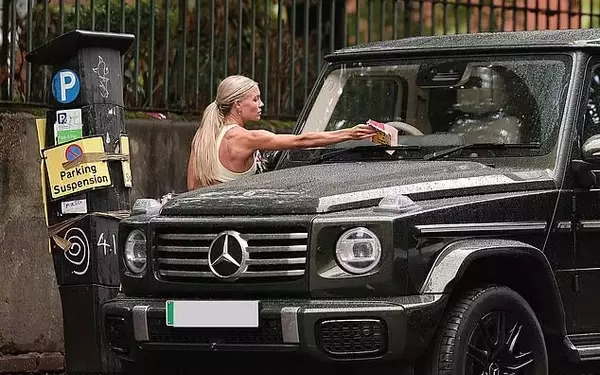 Love Island Newlywed Molly Smith Receives Parking Ticket After Lavish Mallorca Wedding Celebrations