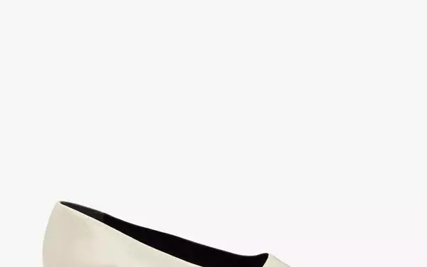 The Enduring Allure of Ballet Pumps: How Celebrities are Embracing This Chic Footwear Trend