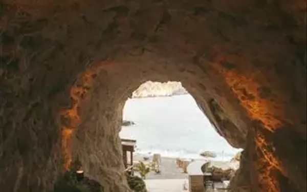 Divya Lagisetti & Holden Prosser's Enchanting Sicilian Wedding: A Fusion of Cultures and Love