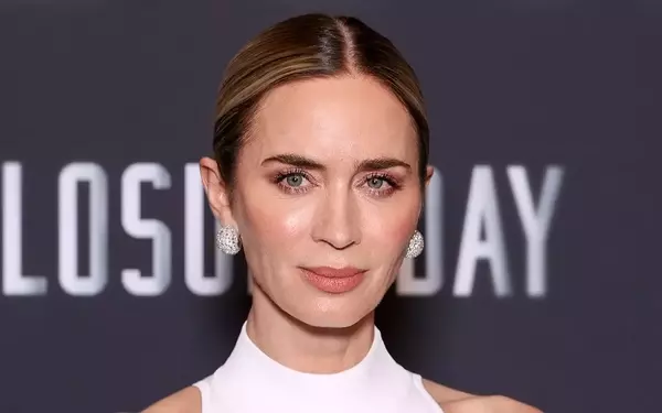 Emily Blunt to Receive Prestigious Kirk Douglas Award for Excellence in Film