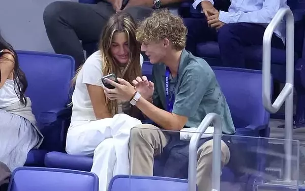 Young Tennis Talents: Hewitt's Son and Federer's Daughter Spark Friendship Rumors at US Open