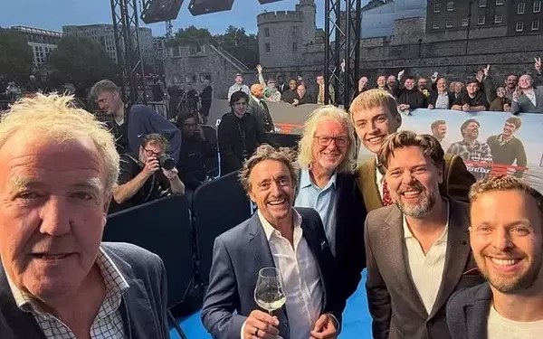 Original 'Grand Tour' Hosts Pass the Torch to New Presenters at Premiere Event