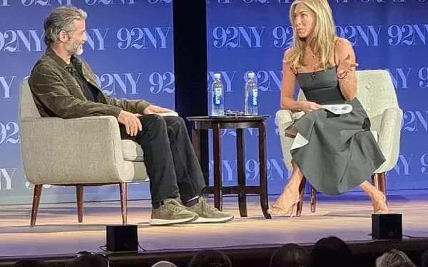 Jennifer Aniston and Jim Curtis: A Partnership of Love and Growth