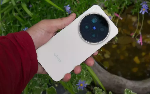 Vivo's Strategic Shift: Flagship Camera Technology for the Masses